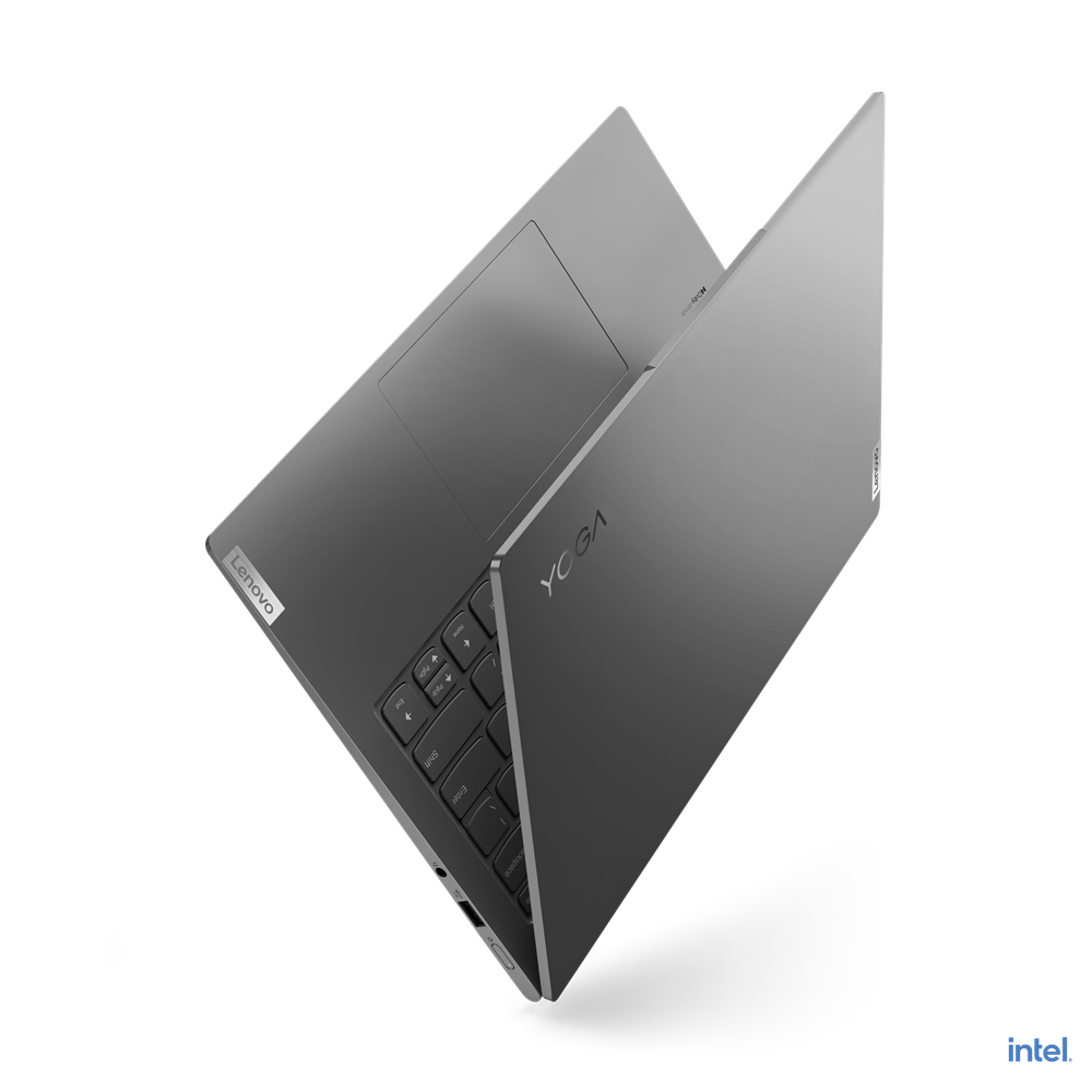 Laptop Lenovo IdeaPad 3 - widok z tyłu