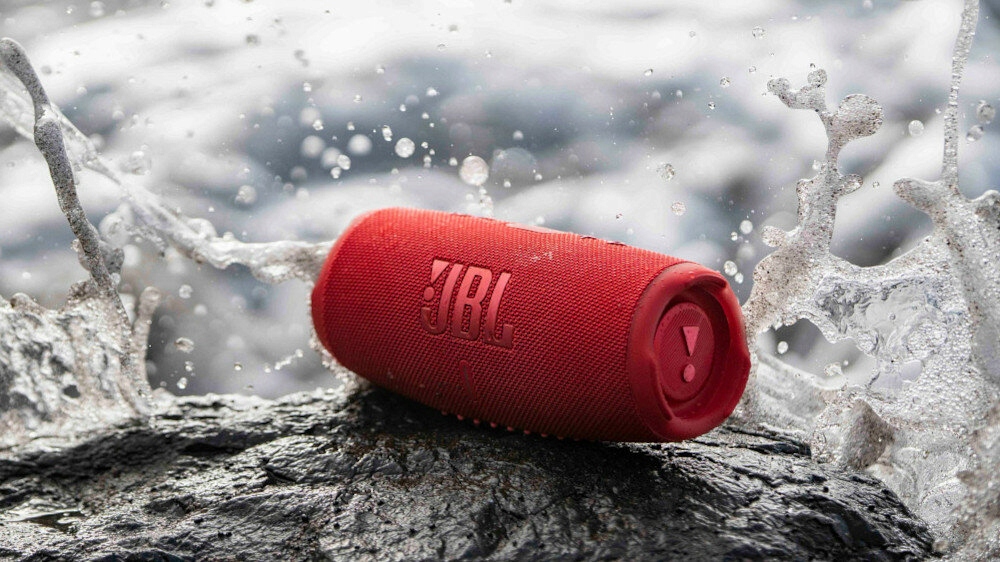 Głośnik JBL Charge 5 - czerwony design