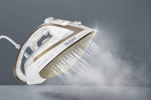 Żelazko Tefal FV8042E0 - widok z góry